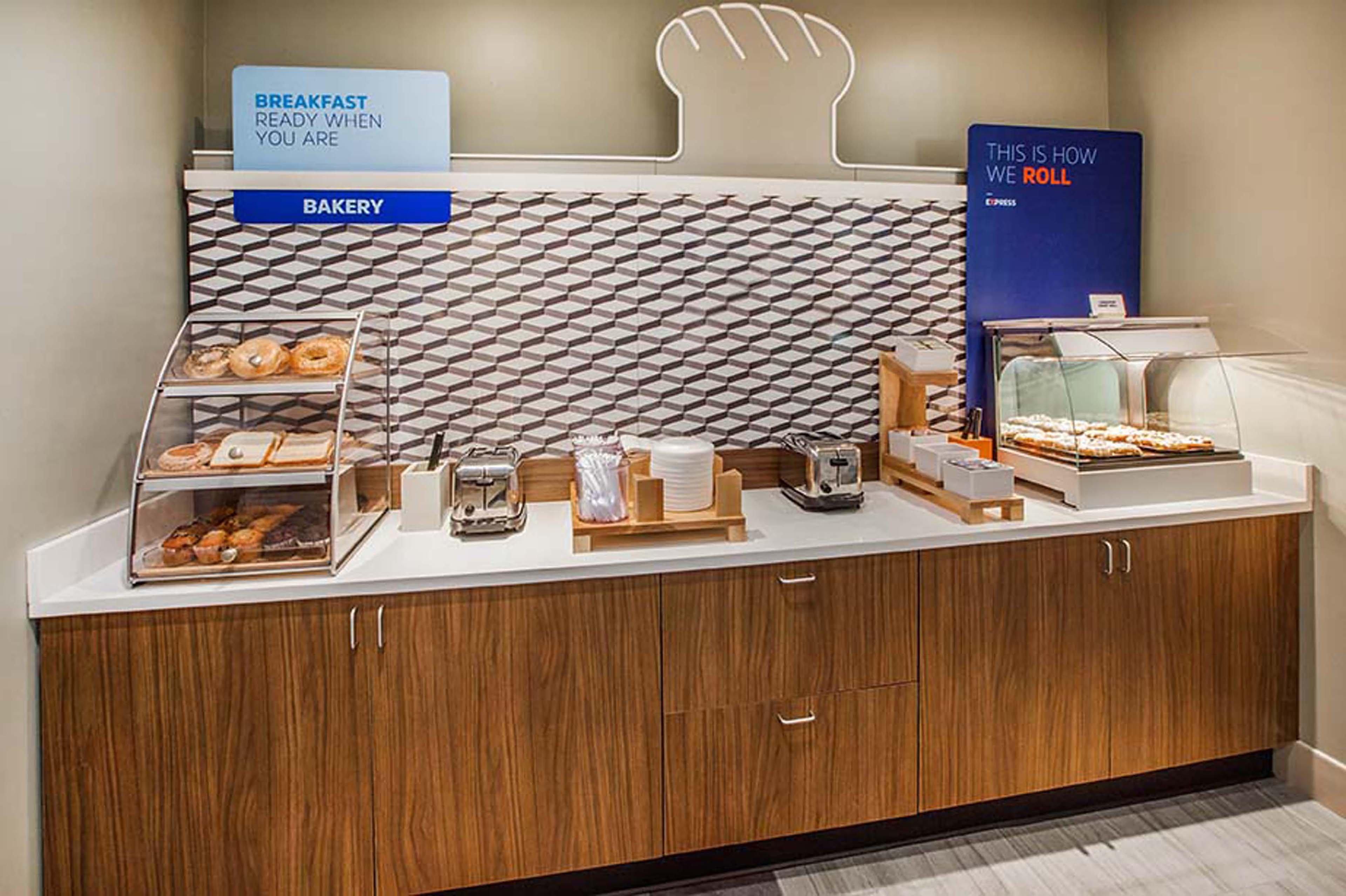 Holiday Inn Express Tomball By Ihg Екстер'єр фото