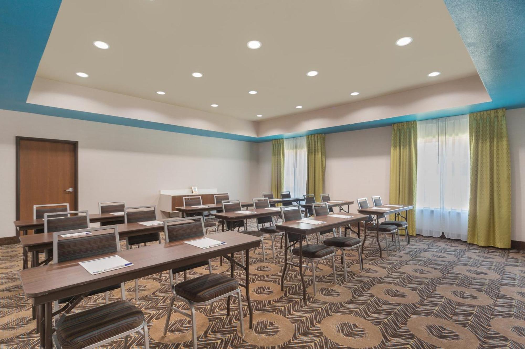 Holiday Inn Express Tomball By Ihg Екстер'єр фото