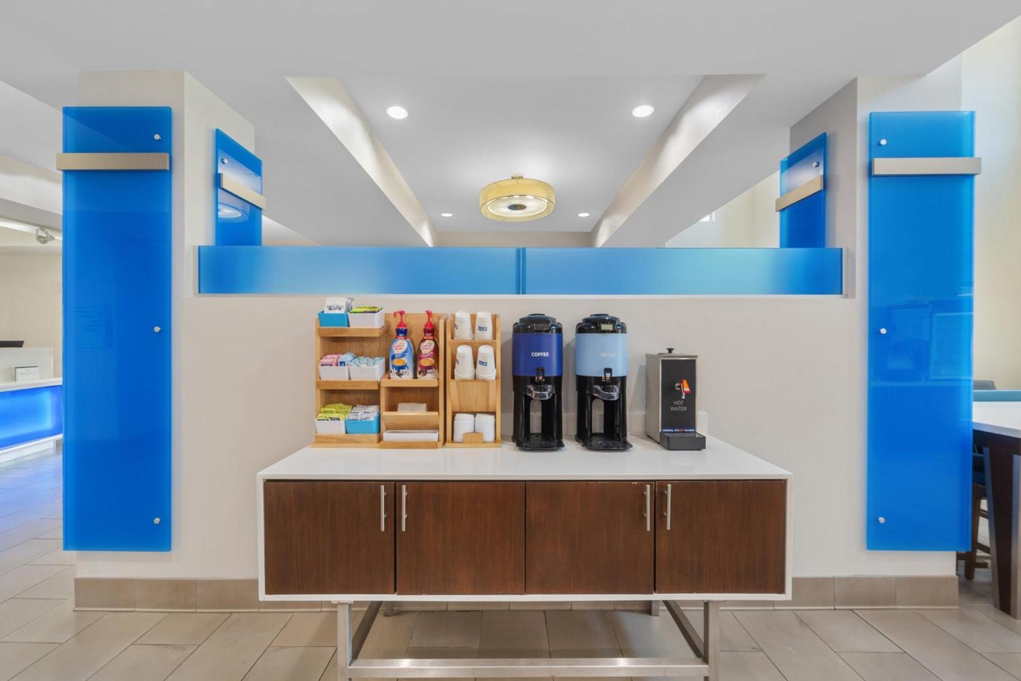 Holiday Inn Express Tomball By Ihg Екстер'єр фото