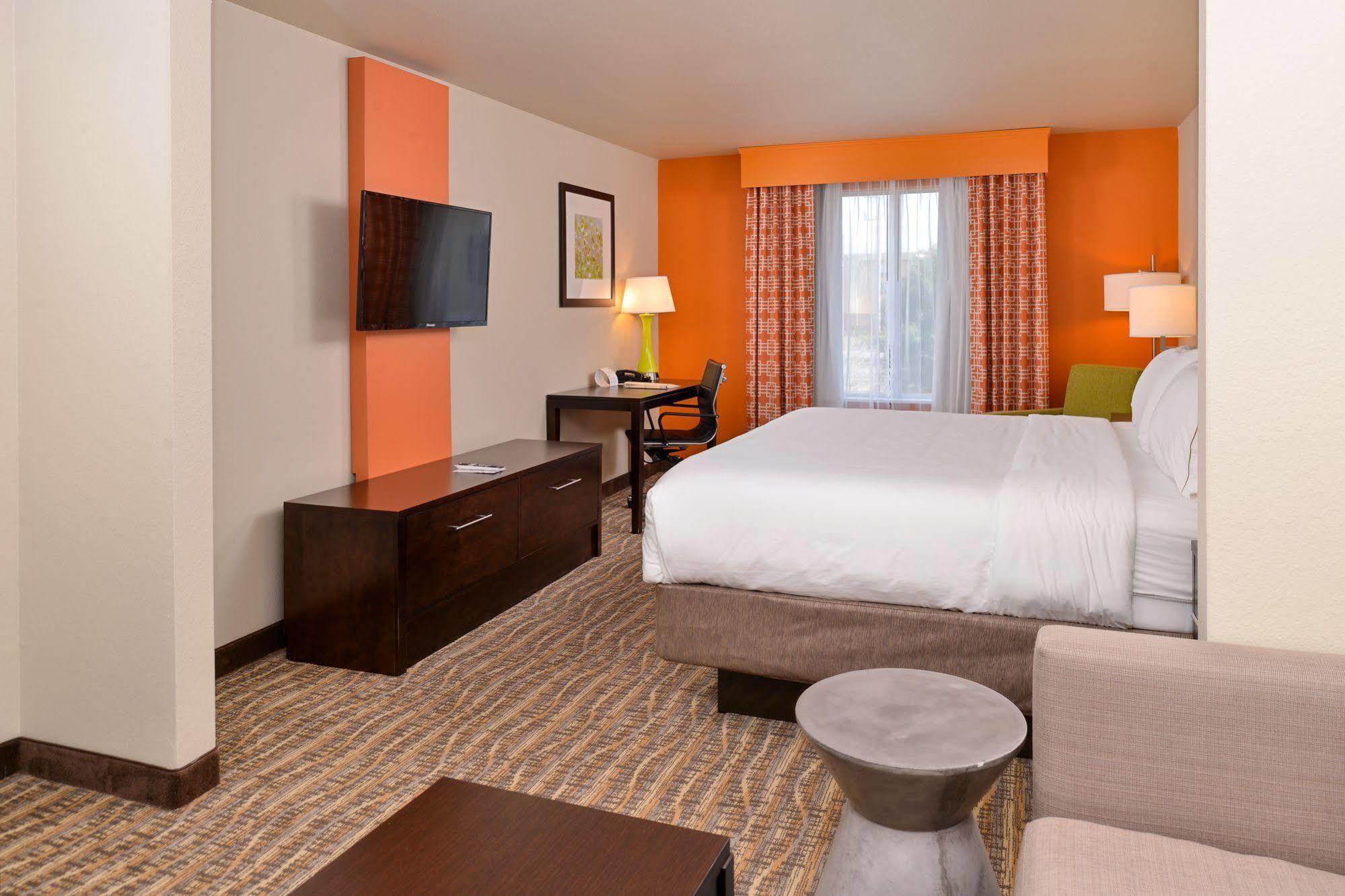 Holiday Inn Express Tomball By Ihg Екстер'єр фото